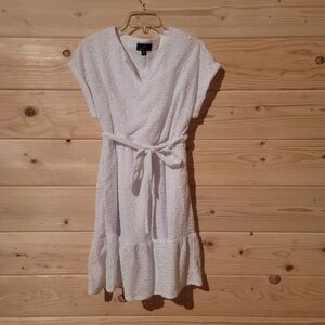 Ronni Nicole White Midi Dress Size S